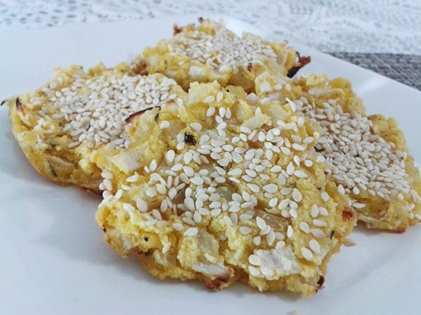 Biscoito salgado de cebola